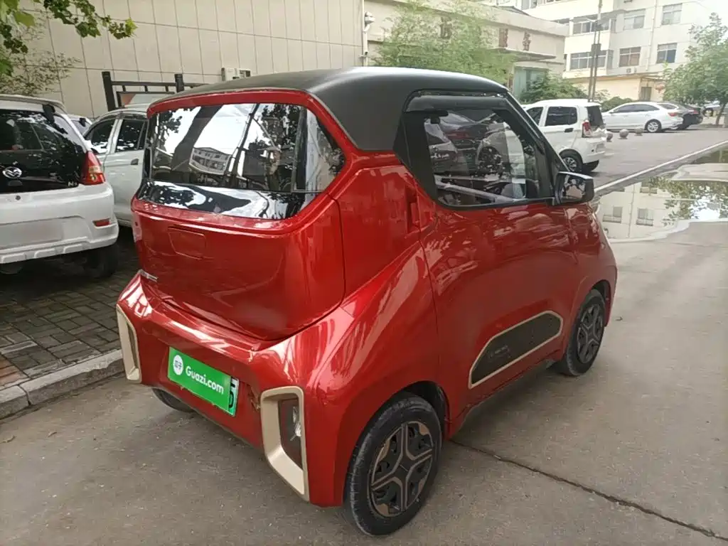 Фото 7 - Baojun E200