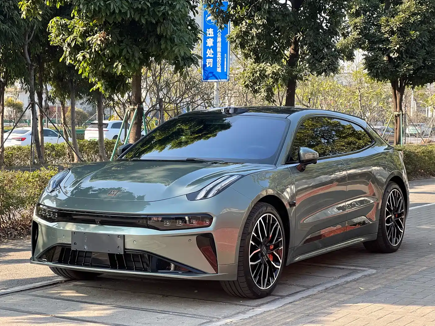 ZEEKR EXTREME KRYPTON 001