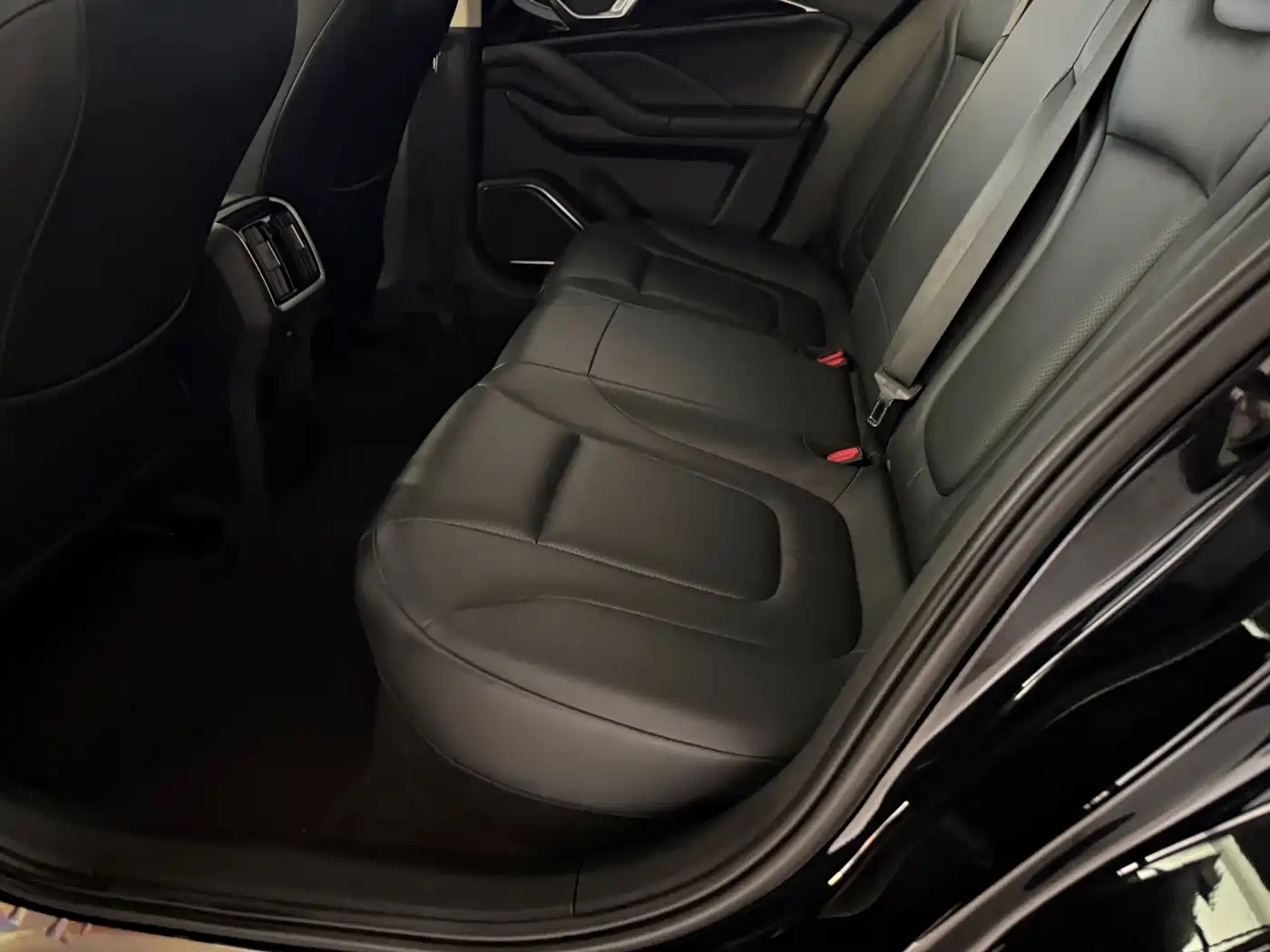 Besturn B70 2024 2023 3rd Generation 1.5T Automatic Comfort