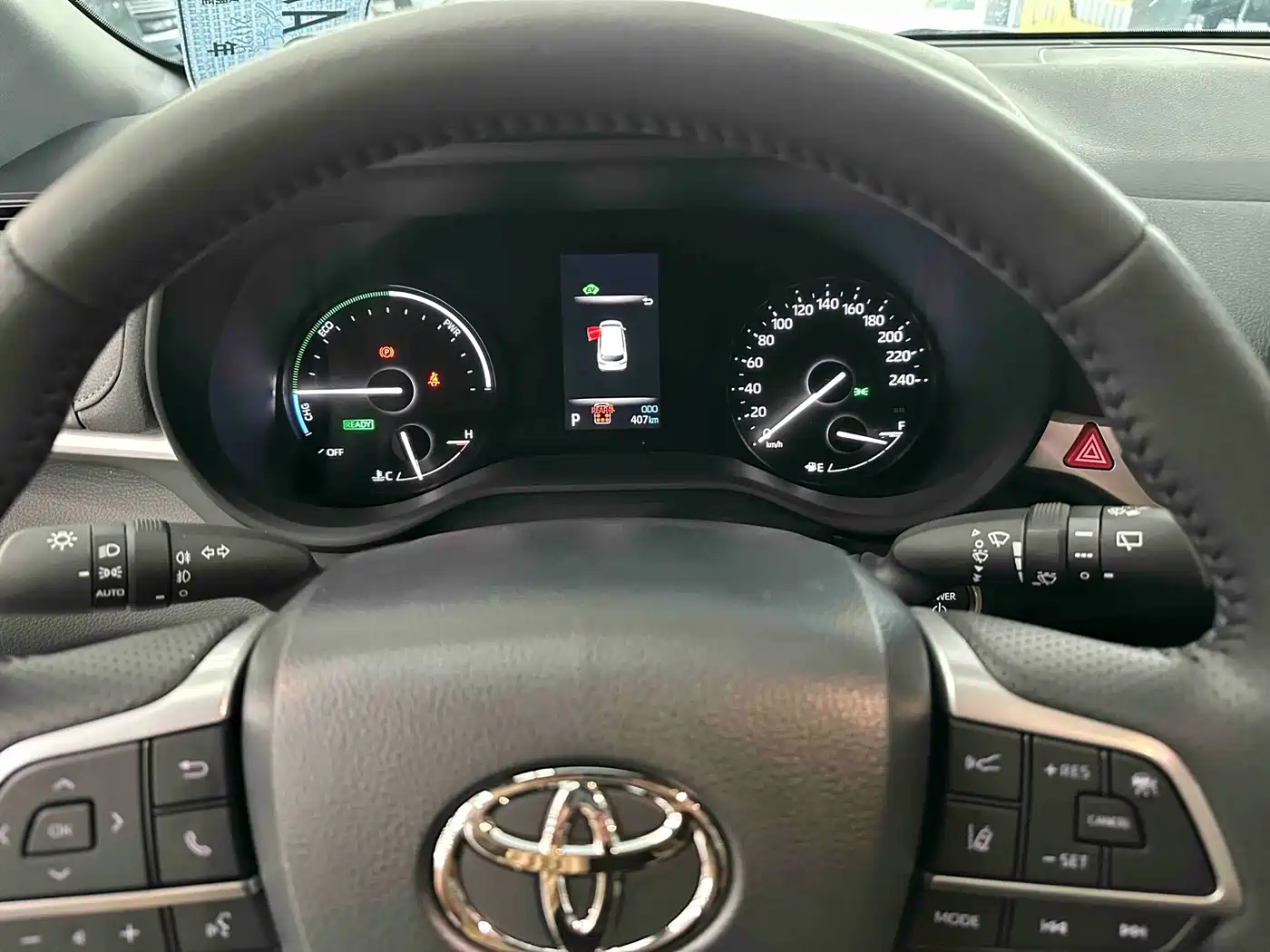 Toyota Sienna 2026 2.5L Hybrid FWD Exclusive Premium Edition фото 15