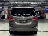 Фото 8 - Buick GL8