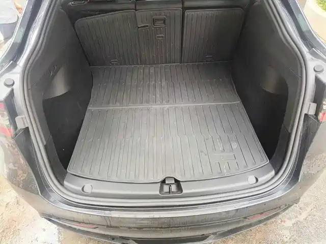 Tesla Model Y 2024 Rear-Wheel Drive Version — фото 5