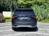 Фото 7 - Ford Explorer
