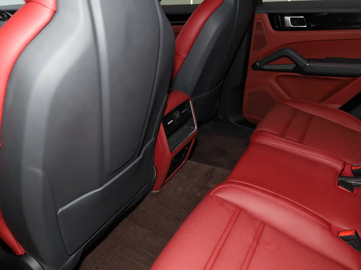 Porsche Cayenne 2019 Cayenne 3.0T фото 26