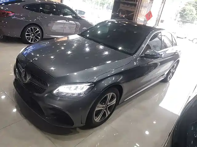 Mercedes-Benz C-Class 2020