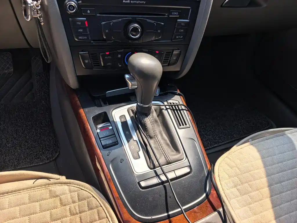 Audi A4L 2009 2009 2.0 TFSI Comfort