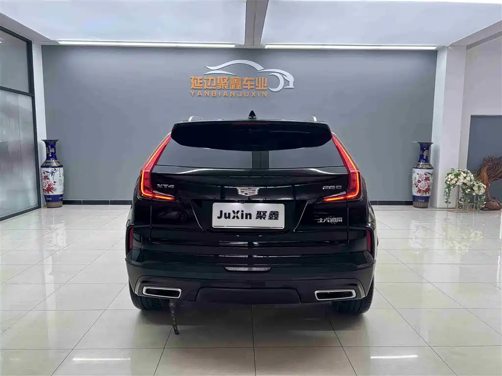 Cadillac XT4 2024 28T 2WD Premium фото 5