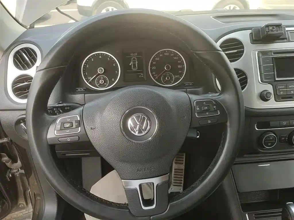 Volkswagen Tiguan 2015 1.8TSI Automatic 2WD Comfortline фото 11