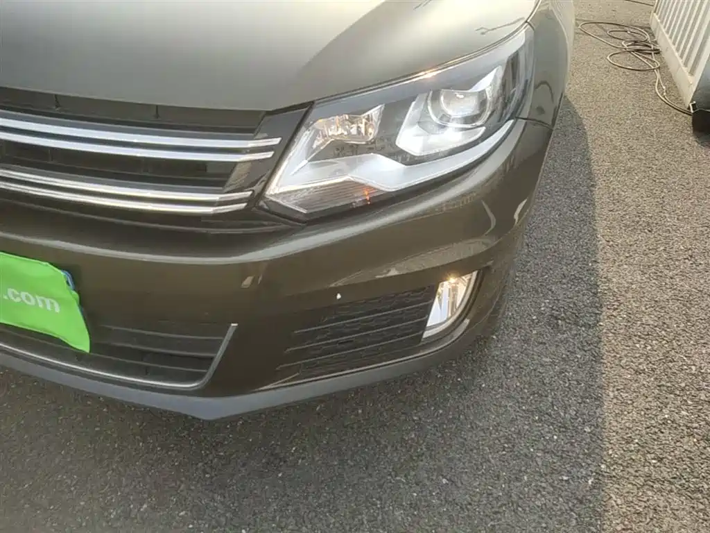 Volkswagen Tiguan 2015 1.8TSI Automatic 2WD Comfortline фото 24