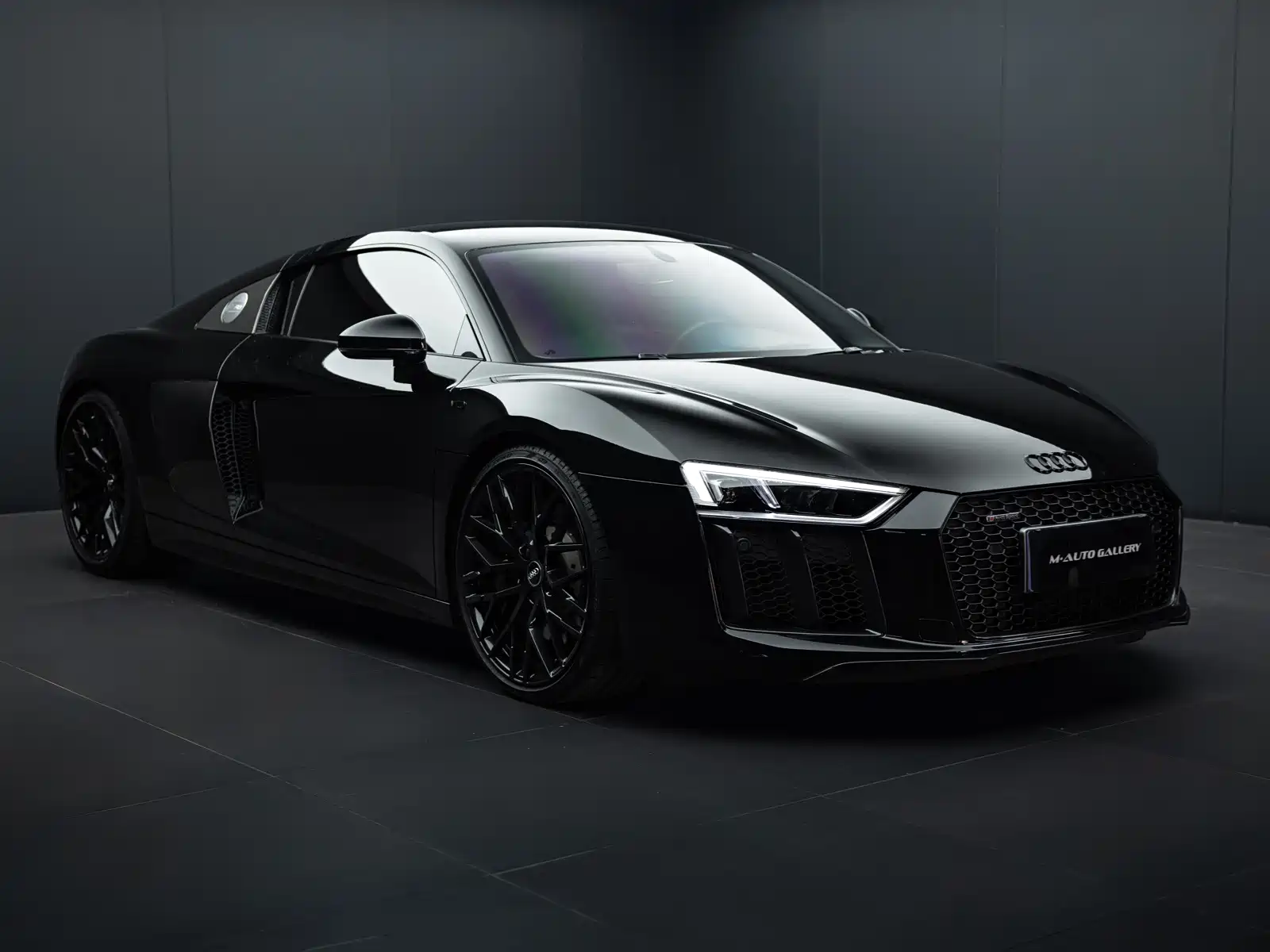 Фото 2 - Audi R8