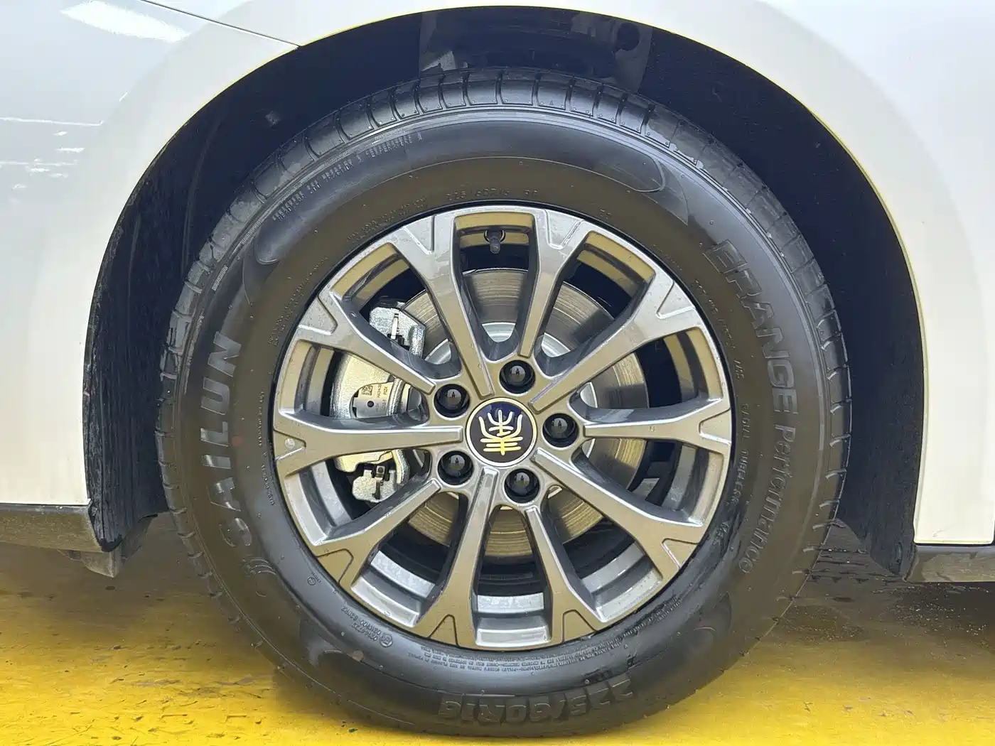 BYD Qin L 2026 2026 DM-i 128KM Progressive