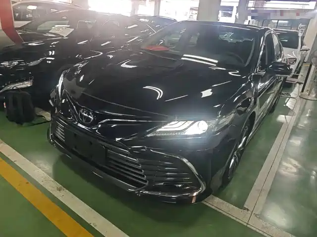 Toyota Camry 2021