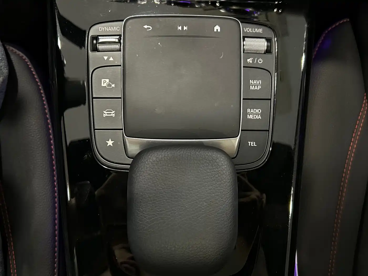 Mercedes-Benz A-Class 2023 A 200 L Fashion фото 22