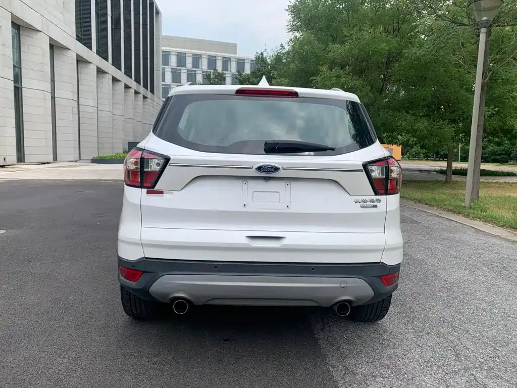 Photo 6 - Ford Kuga