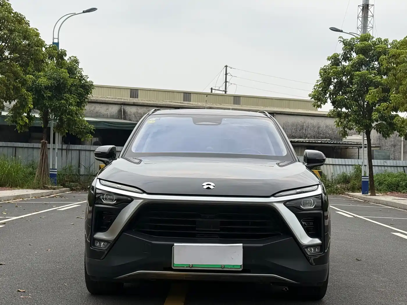 NIO ES8 2019 2018 355KM Base Model 7-Seater Version