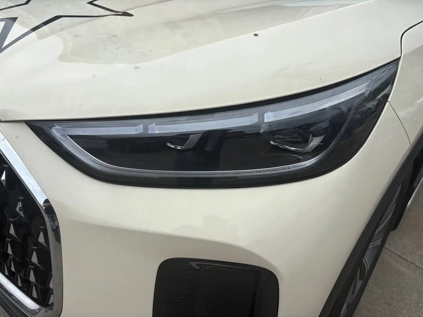 Chery Tiggo 8L 2025 2025 Model Year 2.0T 2WD Rainbow Edition 5-Seater