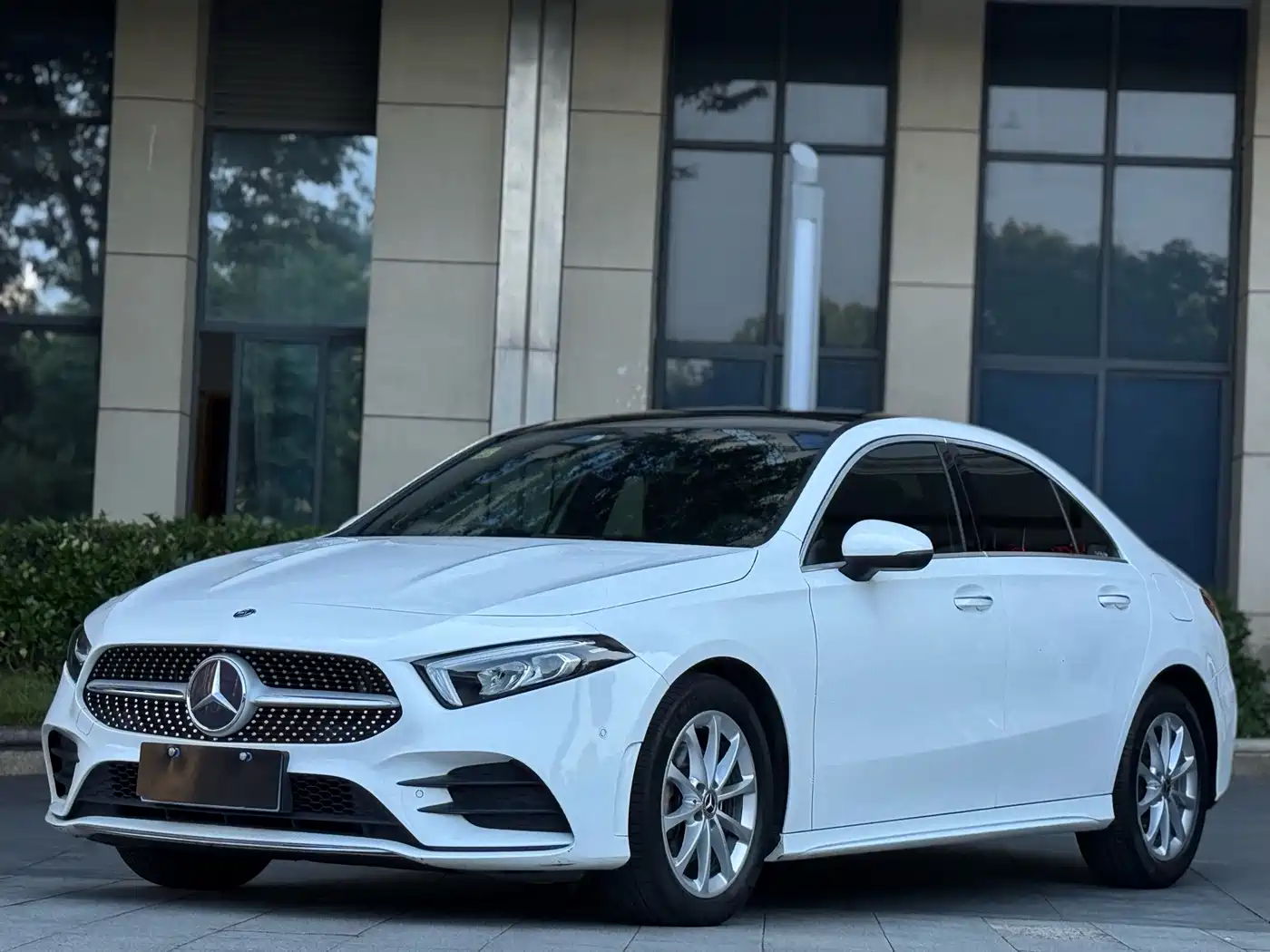 Mercedes-Benz A-Class 2019 A 200 L Sport Sedan