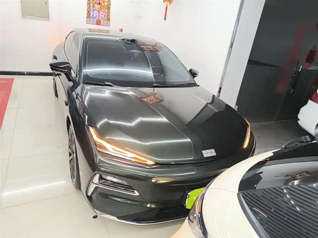 Geely Galaxy Galaxy Xingyao 8 2025 130km EM-P Starship Edition фото 3
