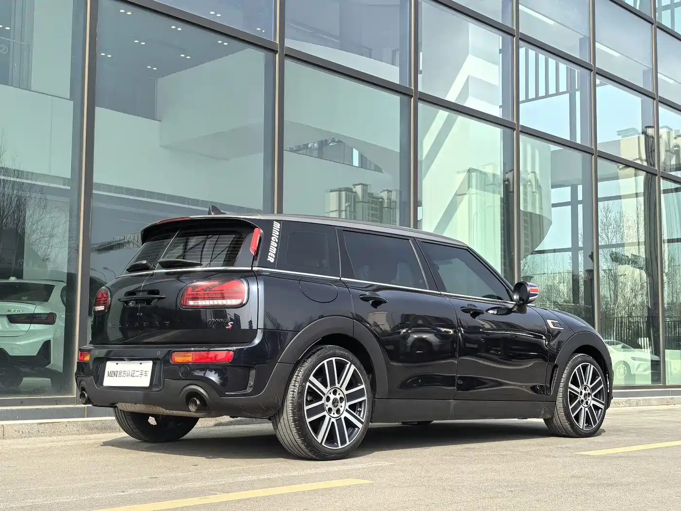 MINI CLUBMAN