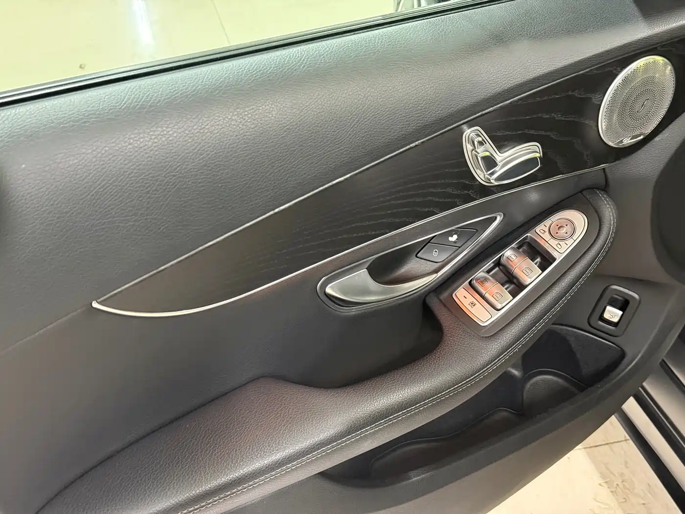 Mercedes-Benz C-Class (Import) 2015 C 200 Estate фото 16
