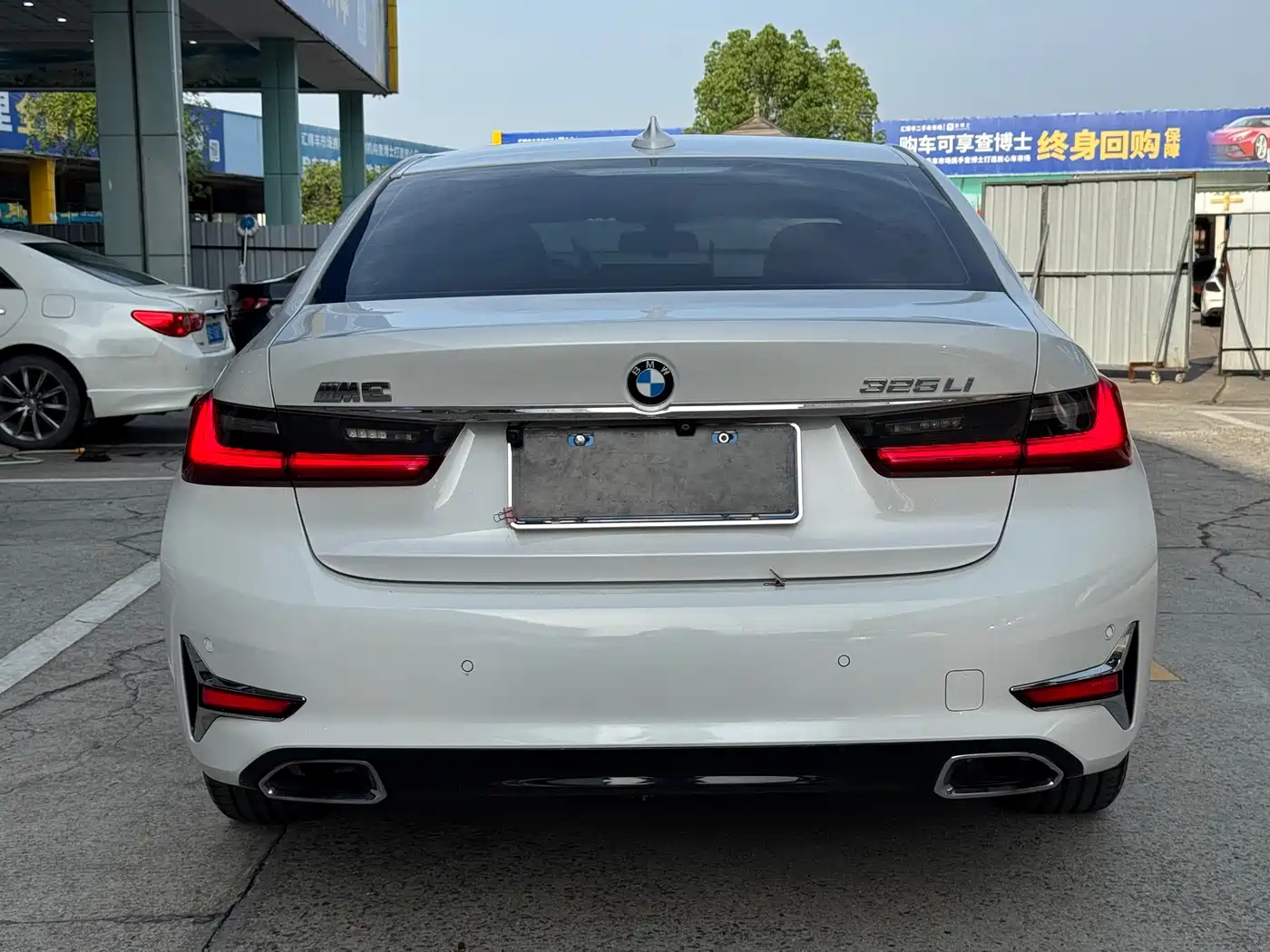 BMW 3 Series 2020 325Li Launch Edition фото 15