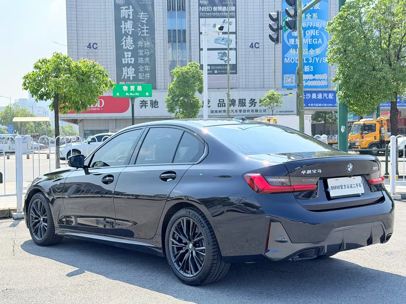 BMW 3 Series 2024 325i M Sport Shadowline Package фото 14
