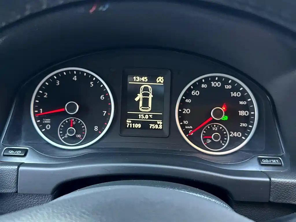 Volkswagen Tiguan 2016 280TSI Automatic 2WD Silk Road Comfort фото 14