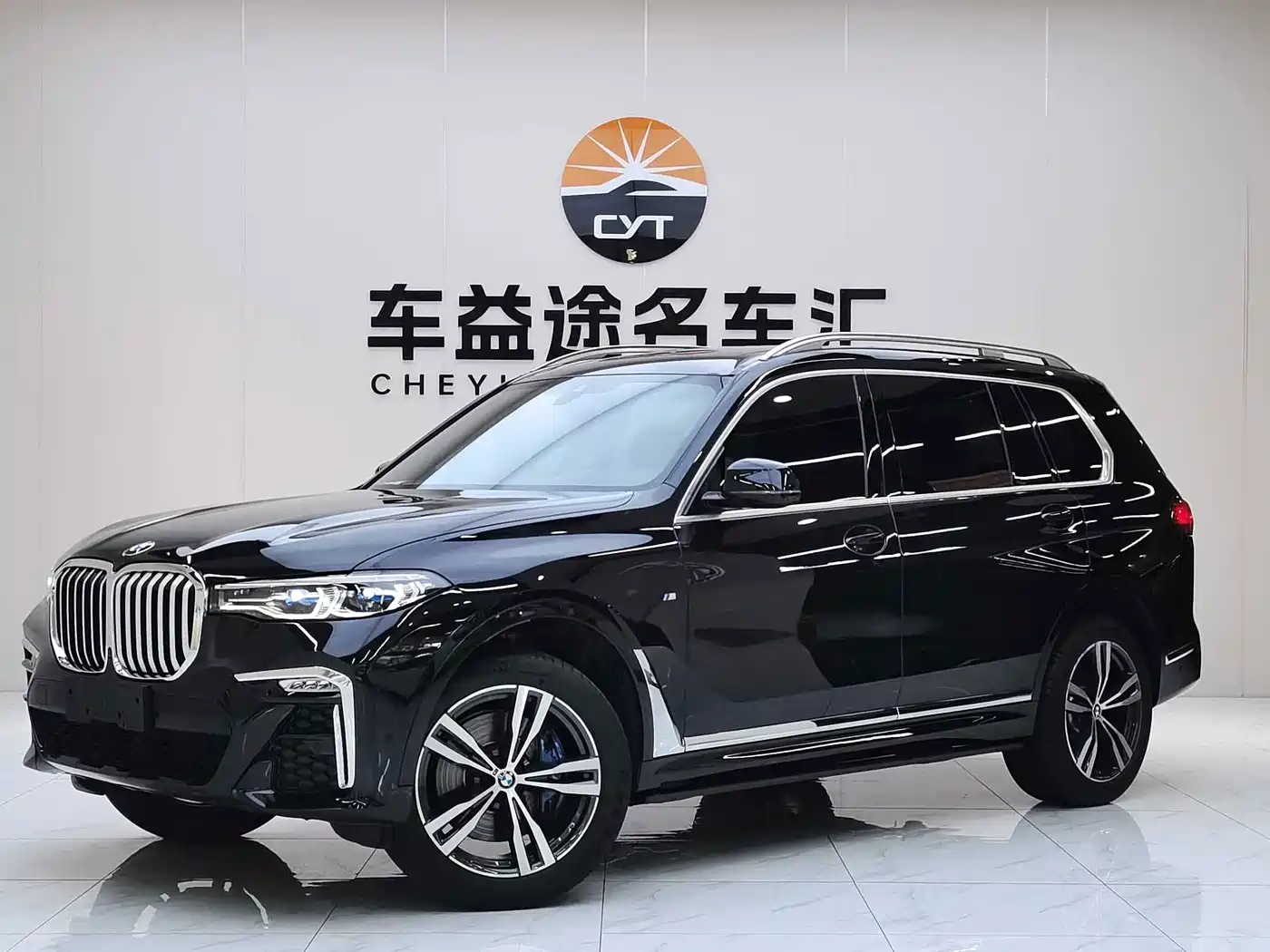 Фото 1 - BMW X7