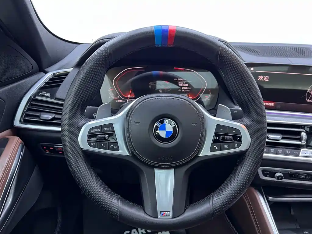 BMW X6 2021 xDrive30i M Sport Package фото 22