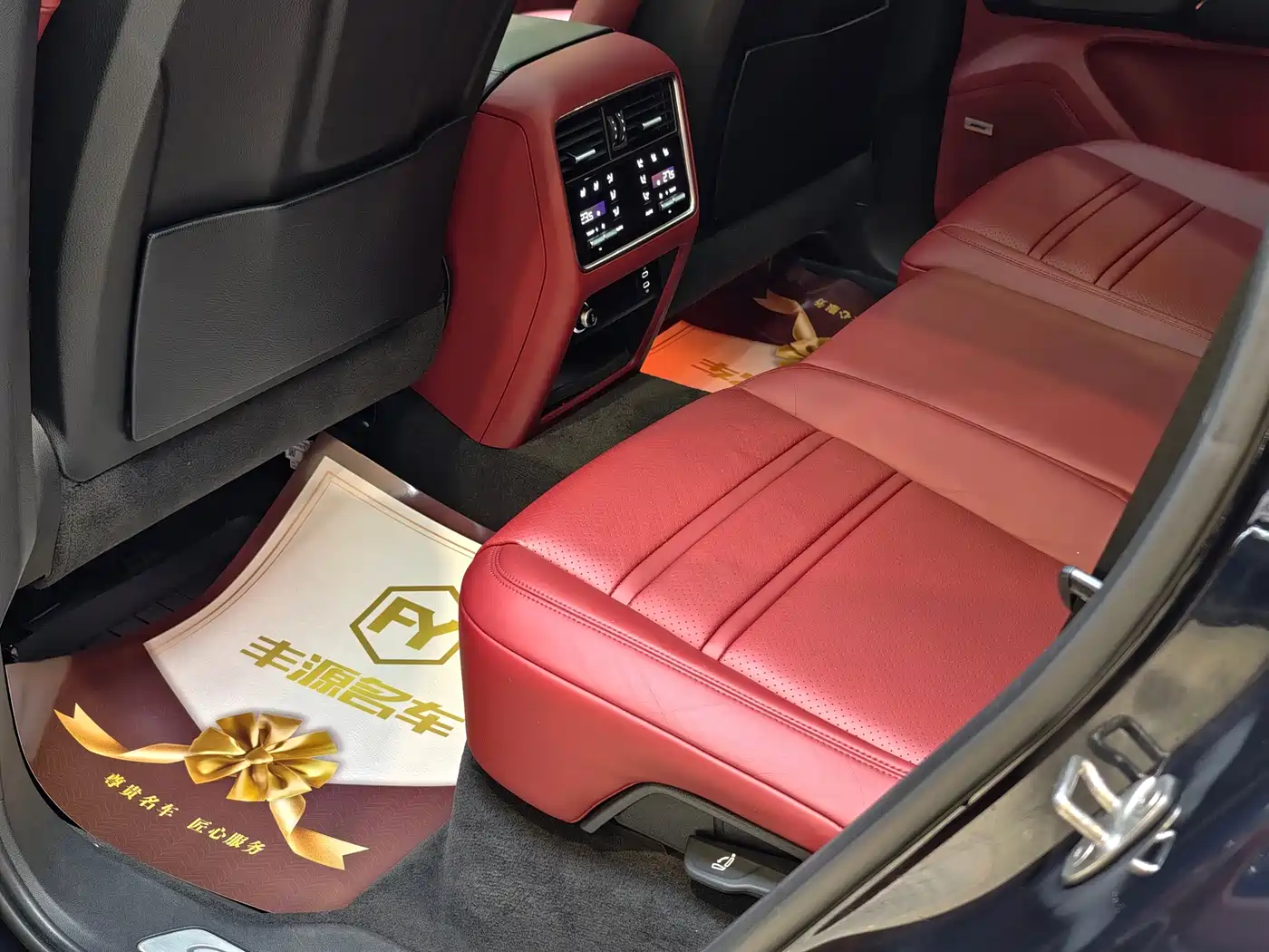 Porsche Cayenne 2022 Cayenne 3.0T Platinum Edition фото 11