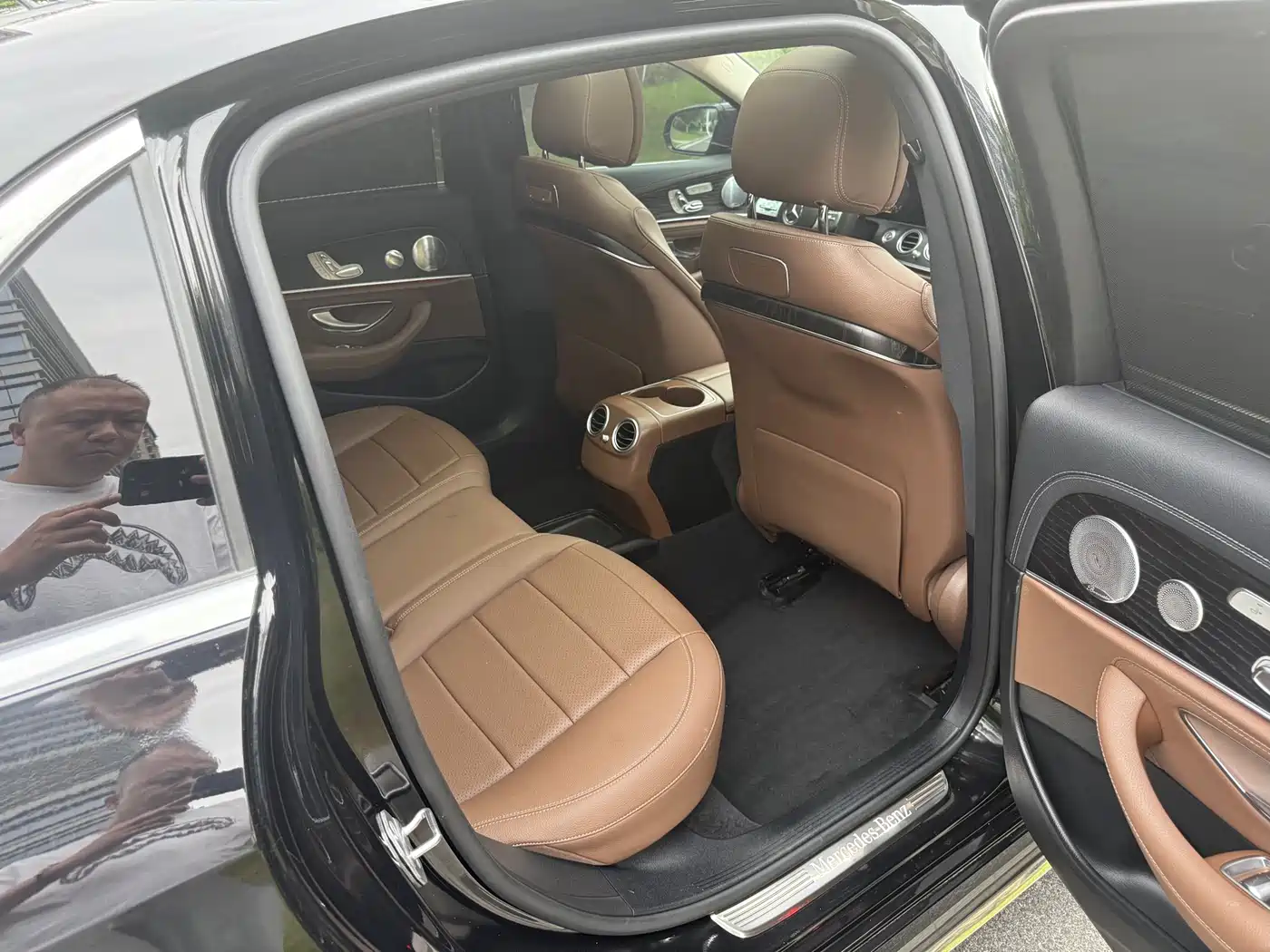 Mercedes-Benz E-Class 2019 E 300 L Sport Luxury фото 13