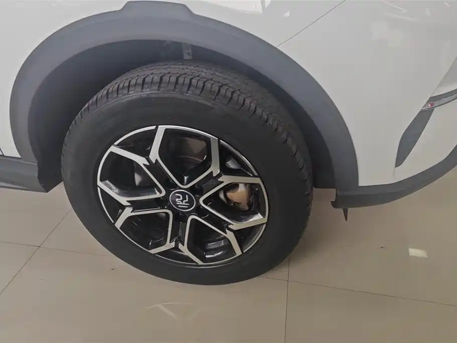 BYD Yuan Pro 2021 401KM Luxury Model фото 6