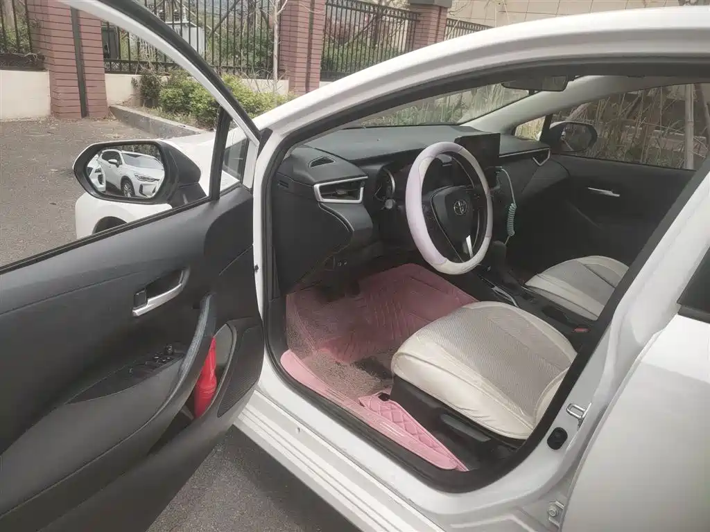 Toyota Corolla 2022 1.2T S-CVT Pioneer PLUS Edition фото 14