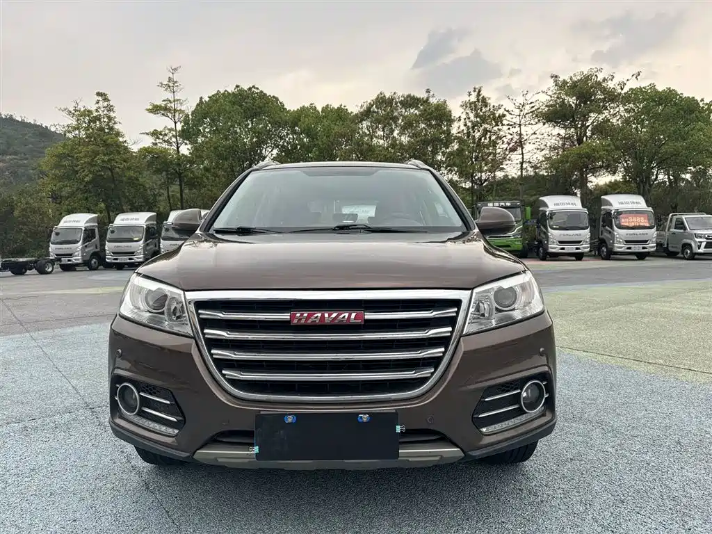 Haval H6 2015 Sport 1.5T Automatic 2WD Luxury фото 2