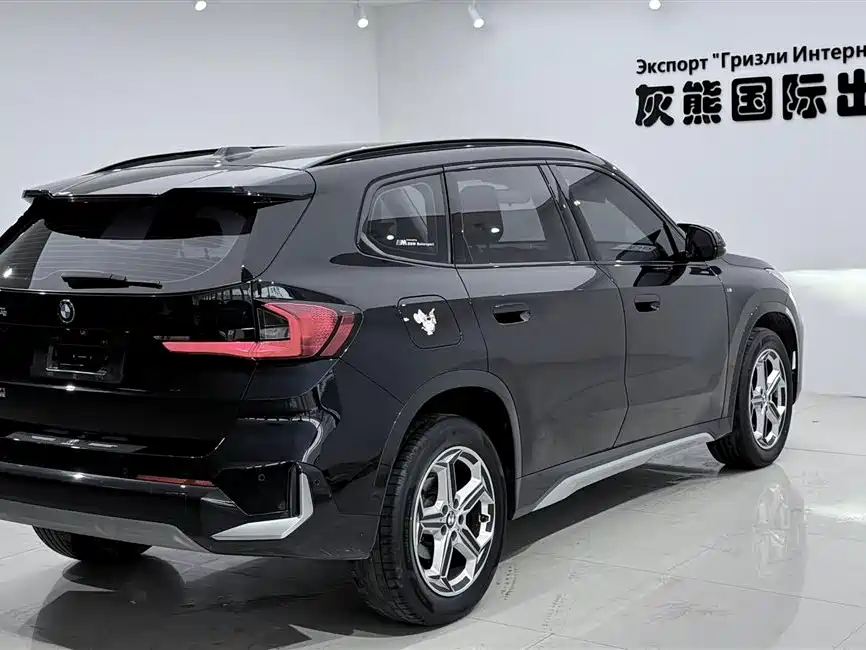 BMW X1 2023 sDrive20Li X Design Package фото 4