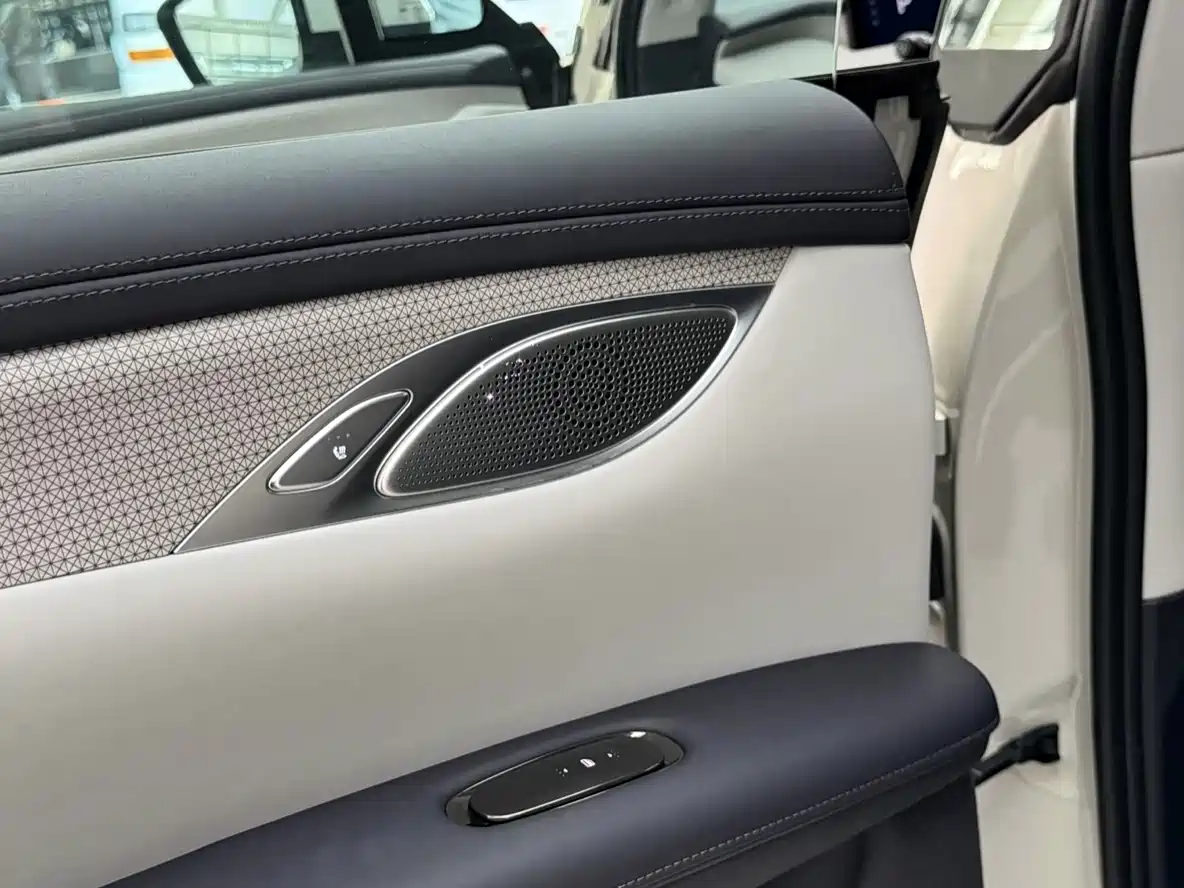 ZHIJI AUTOMOBILE ZHIJI LS7