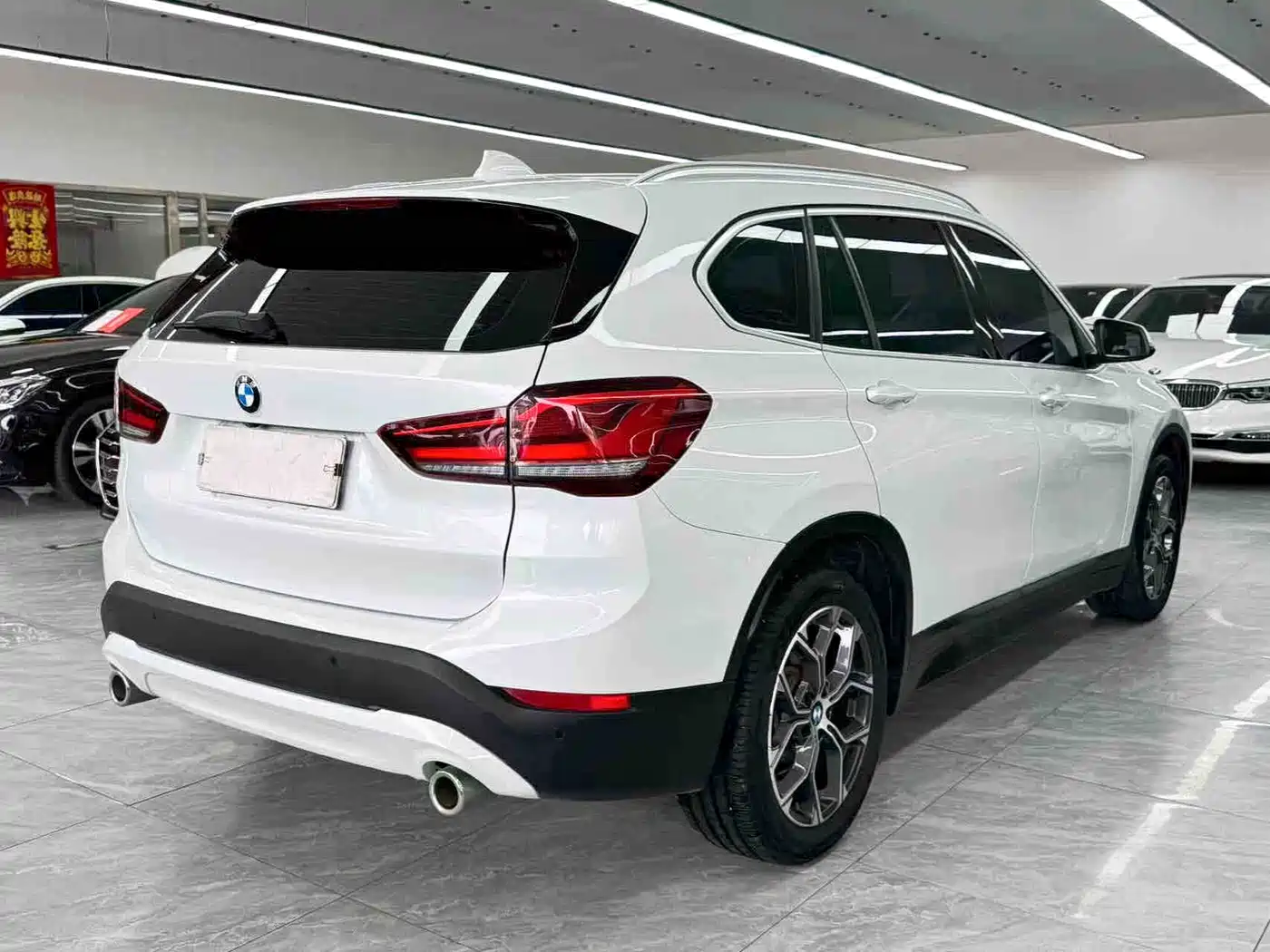 BMW X1 2022 sDrive25Li Leading фото 6
