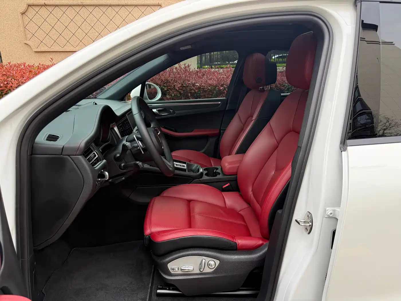 Porsche Macan 2024 Macan 2.0T фото 10
