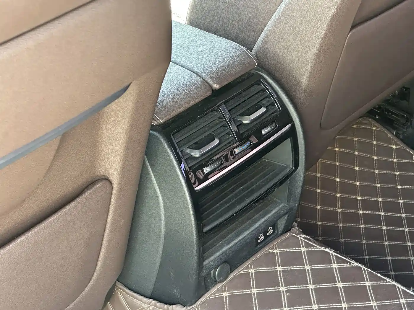 BMW 5 Series 2021 Facelift 530Li Leading M Sport Package фото 15