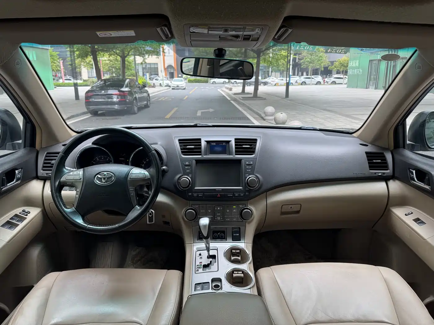 Toyota Highlander 2009 3.5L 4WD 7-seater Luxury Edition фото 11