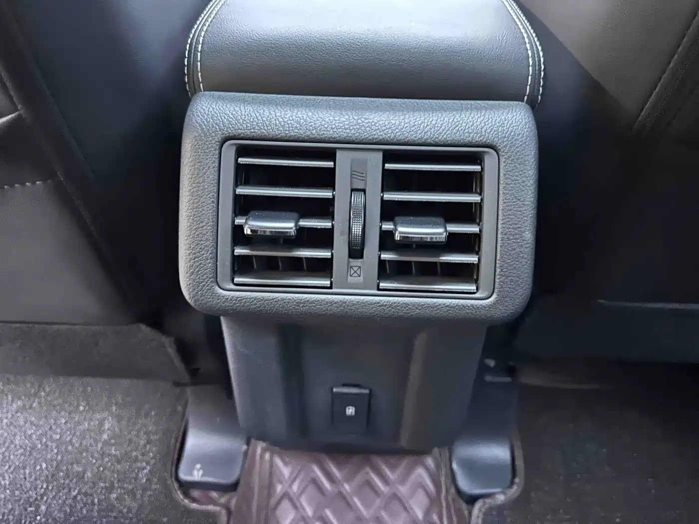 Mitsubishi Outlander 2023 2021 2.0L FWD Comfort Edition 5-seater