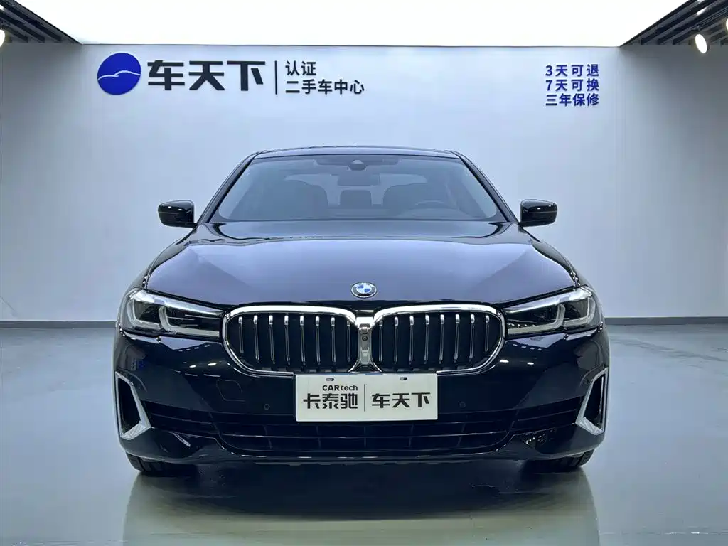 BMW 5 Series 2021 530Li Premium Luxury Package фото 3