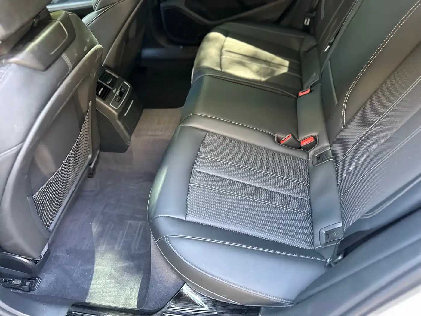Audi A4L 2024 40 TFSI Luxury Dynamic фото 14