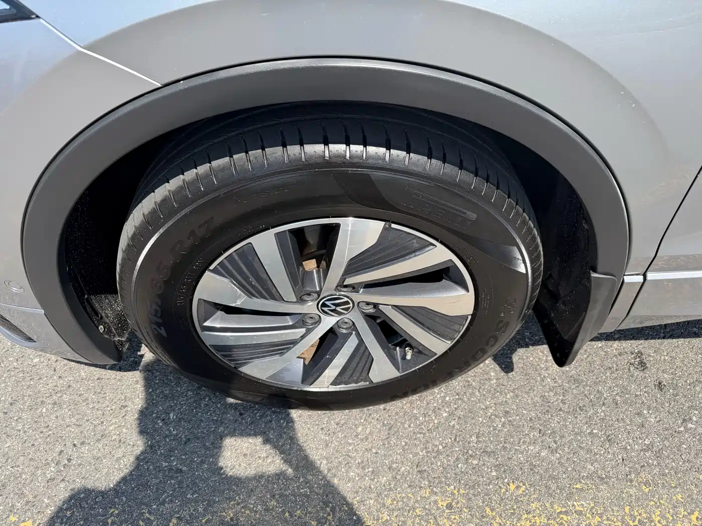 VOLKSWAGEN TIGUAN L NEW ENERGY