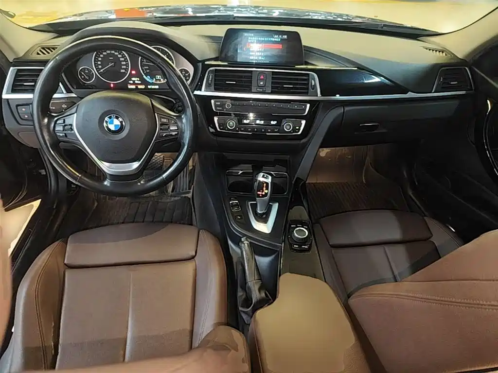 BMW 3 Series 2018 320Li Fashion Style фото 10