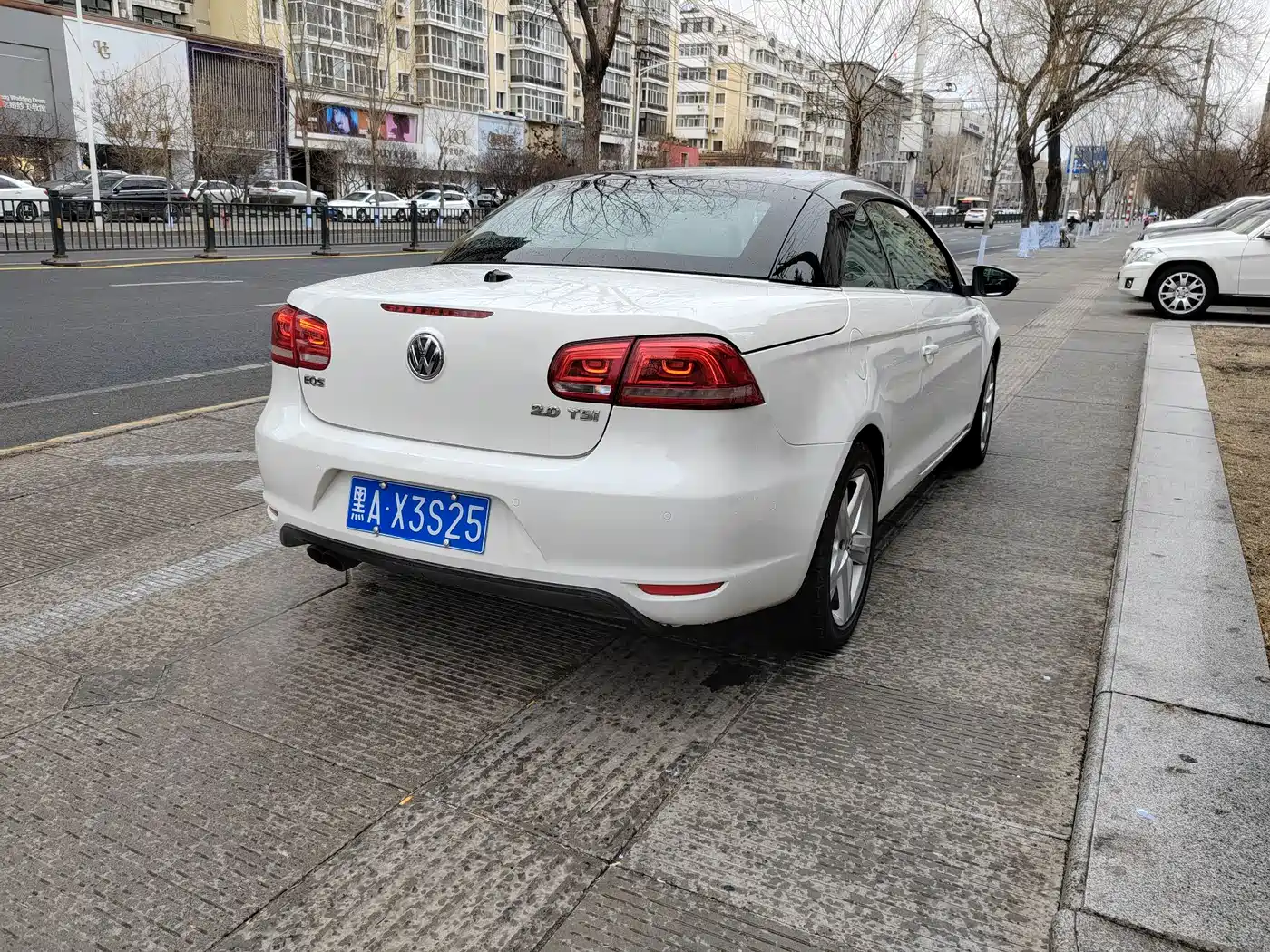Volkswagen Eos 2011 Model 2.0TSI фото 5