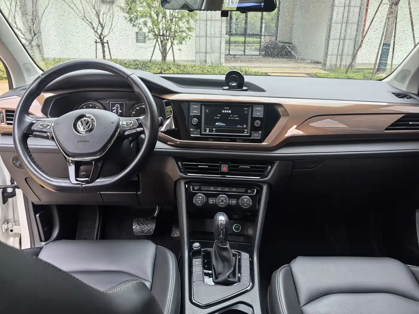 Volkswagen Tharu 2020 280TSI 2WD Comfort Edition China VI фото 12