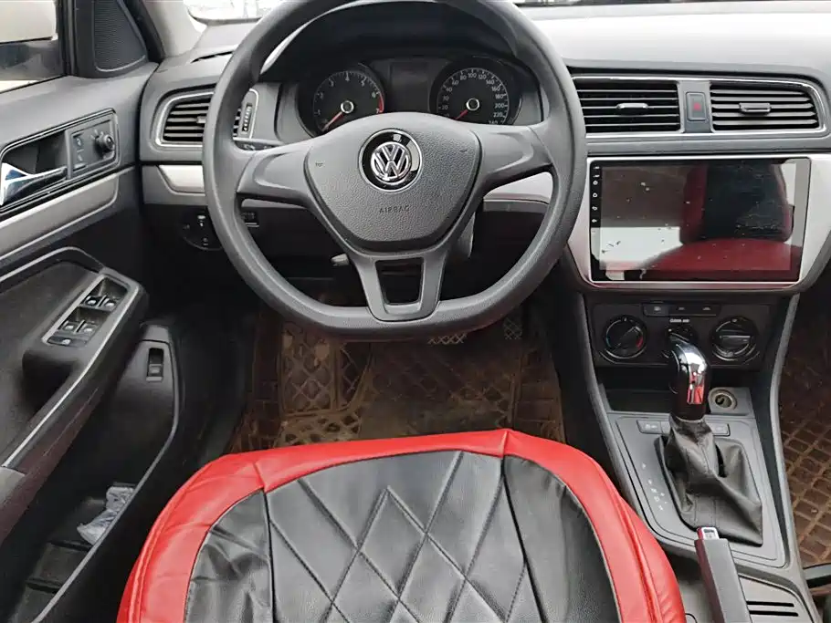 Volkswagen Lavida 2017 1.6L Automatic Trend Edition фото 15