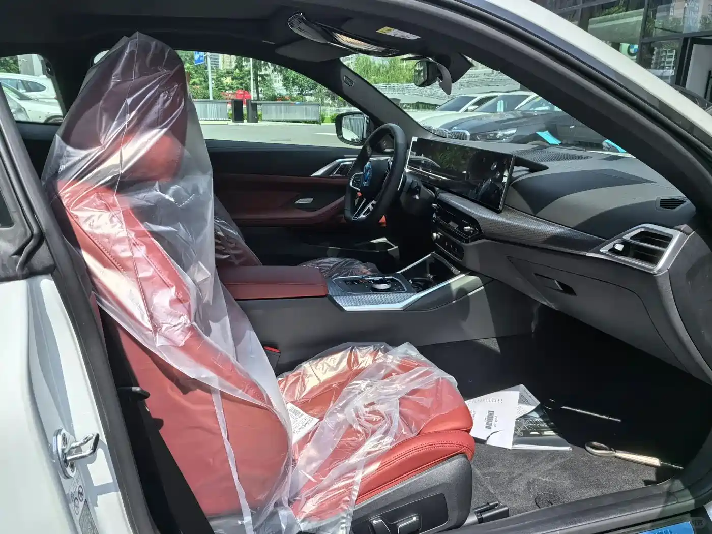 BMW 4 Series 2024 430i M Sport Shadow Edition фото 6