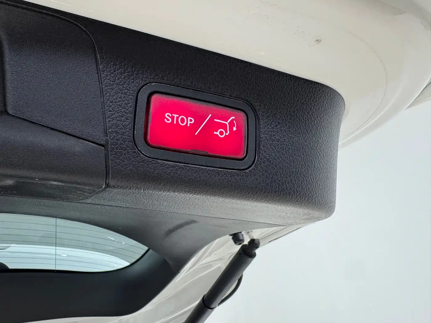 Mercedes-Benz GLB 2023 GLB 220 Dynamic фото 30